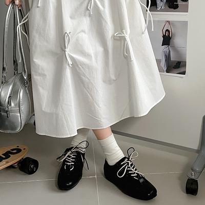 Модные квадратный носок черные ретро внутренняя высота увеличение плоская подошва немецкие тренировочные туфли женские 2025 новые летние универсальные повседневные кеды