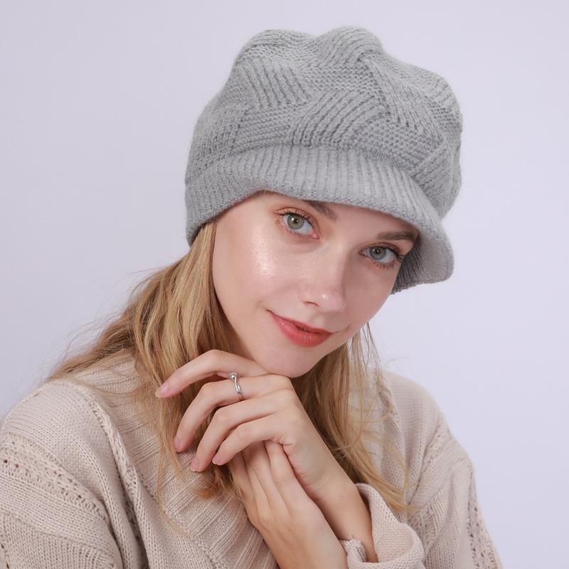 Женские шапки и кепки однотонные из плюша и кроличьей шерсти вязаные теплые саржевые шапки-береты на осень-зиму
