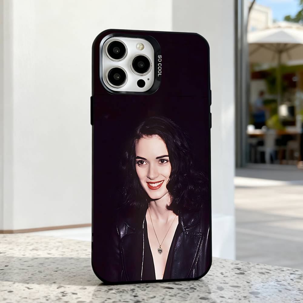 Чехол для телефона с изображением актрисы W-Winona Ryd 90-х годов Для iPhone 17,16,15,14,13,12,11,Pro,XS,Max,Plus,Mini,SE4,E Черный Матовый Ударопрочный Чехол