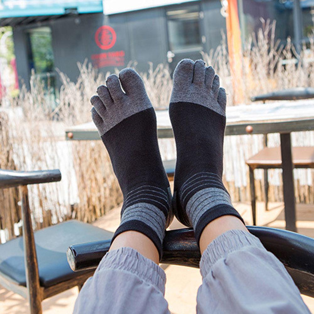 Fashion Deodorant Cotton Breathable Middle Tube Casual Man Socks Stripe Hosiery Socks With Toes Five Finger Socks