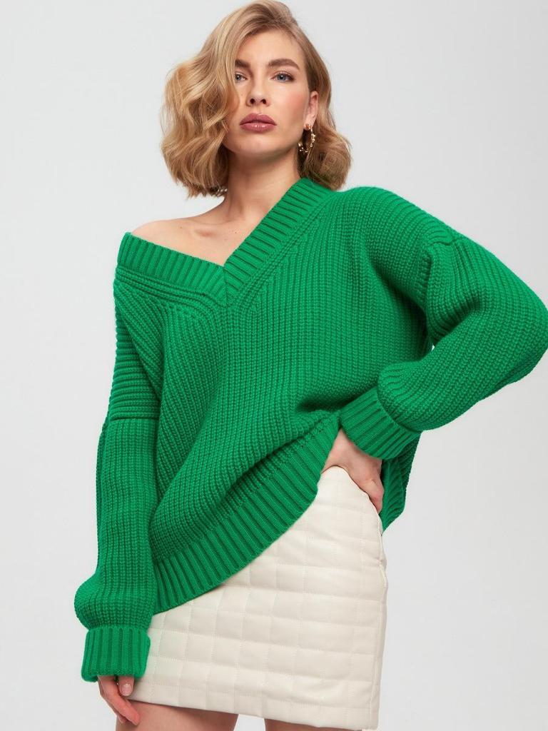049 Women's V-Neck Loose Sweater: New Autumn/Winter, European American Style