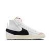 Nike Кроссовки женские Blazer Mid 77 Jumbo Белые Черные Парус DQ1471-100