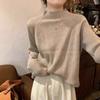 Kuz va qish yangi bir rangli universal yarim bo'yinli pastki trikotaj sviter ayollar uchun erkin ichki pullover sviter