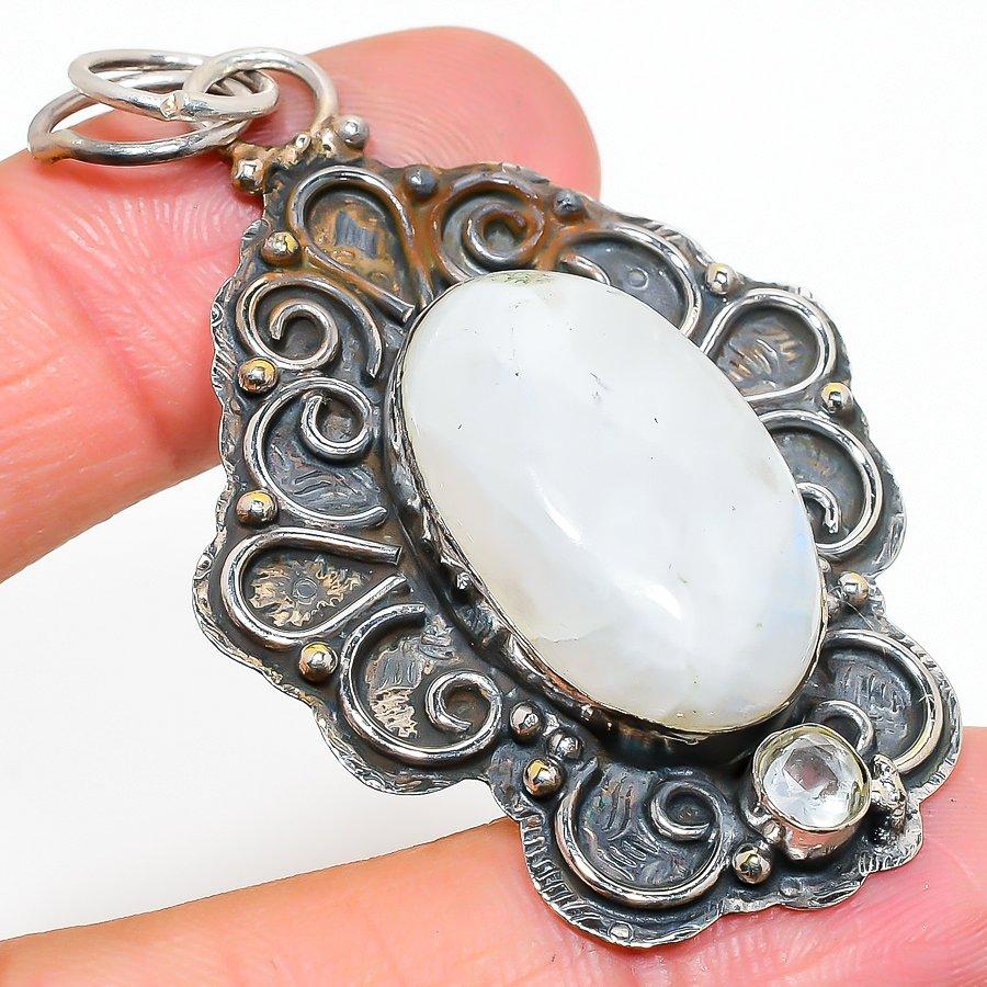 Natural Rainbow Moonstone, Topaz Gemstone 925 Sterling Silver Pendant 2.52" c2J19