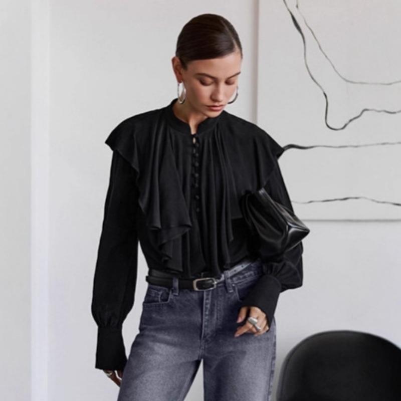 Женская элегантная свободная блузка из черного шифона с оборками