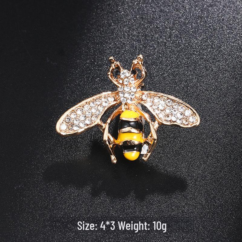 Брошь в виде пчелы с каплями масла в новом стиле - милая булавка в виде животного для воротников и аксессуаров одежды