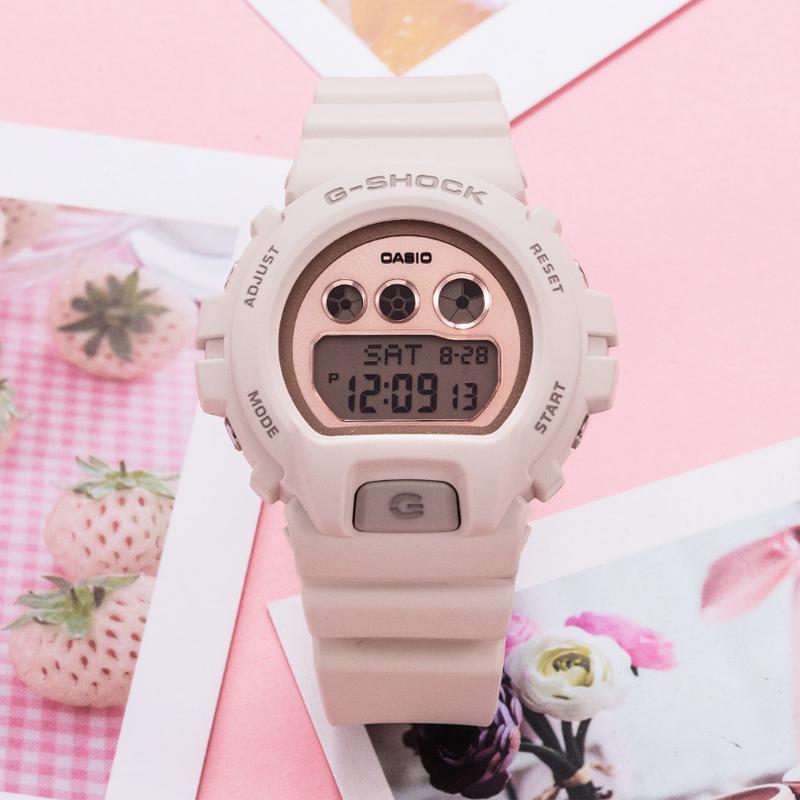 Casio Женские розовые часы GMD-S6900MC-4PR