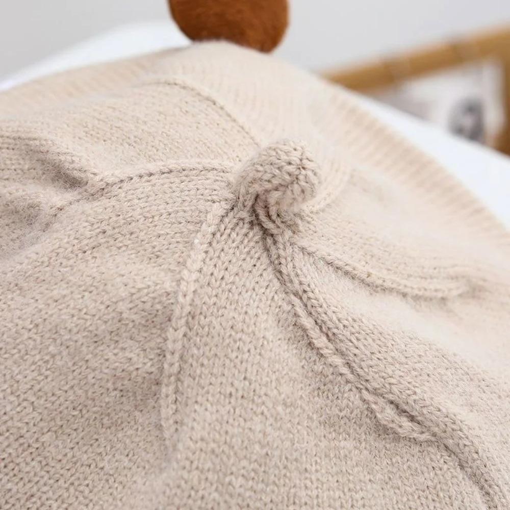 Red Artist Painter Cap Cute Cartoon Autumn Winter Hat New Knit Warm Bonnet