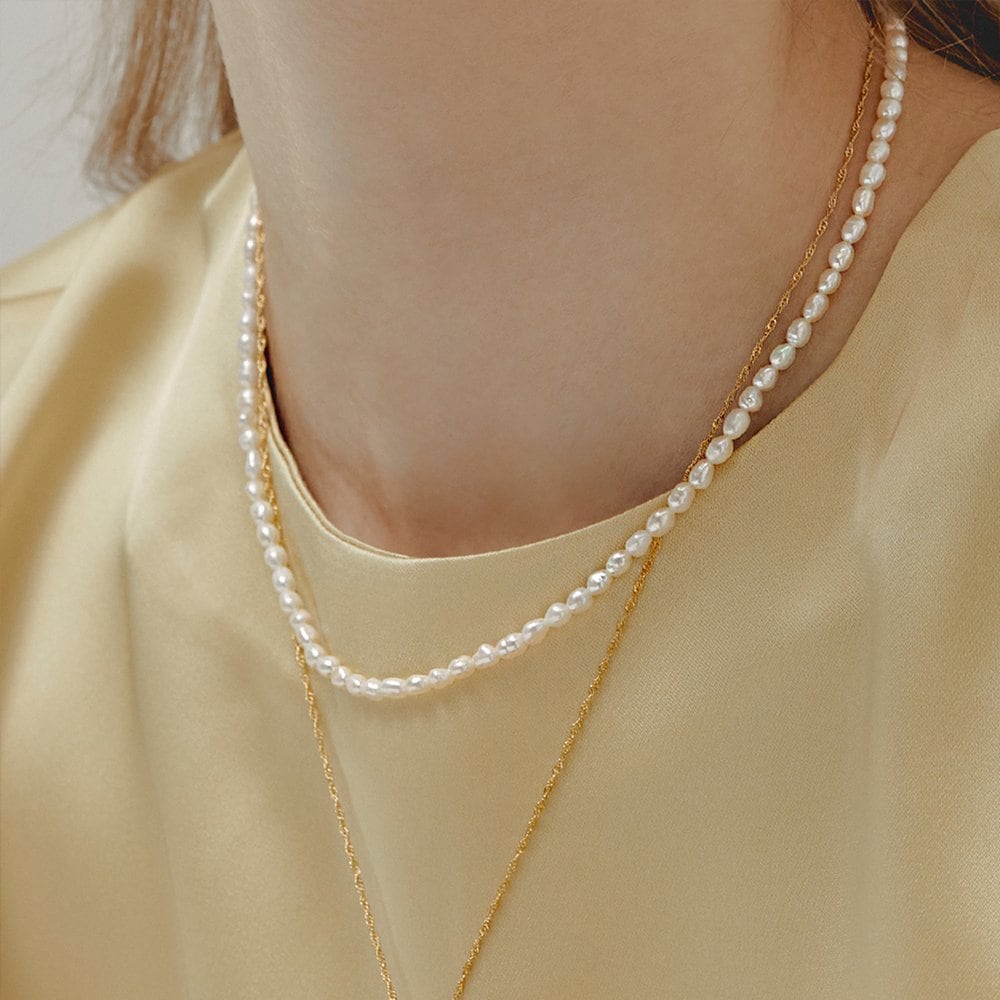 [Hei] Essential Oval Pearl Necklace