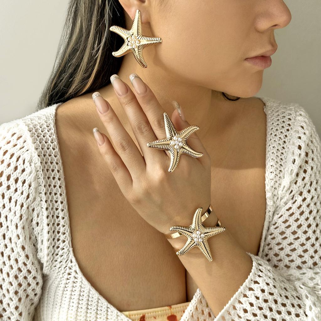 Exaggerated Metal Starfish Bangles Ring Earring Set for Women Bohemia Conch Open Cuff Bangles Beach Vacation Jewelry Gifts