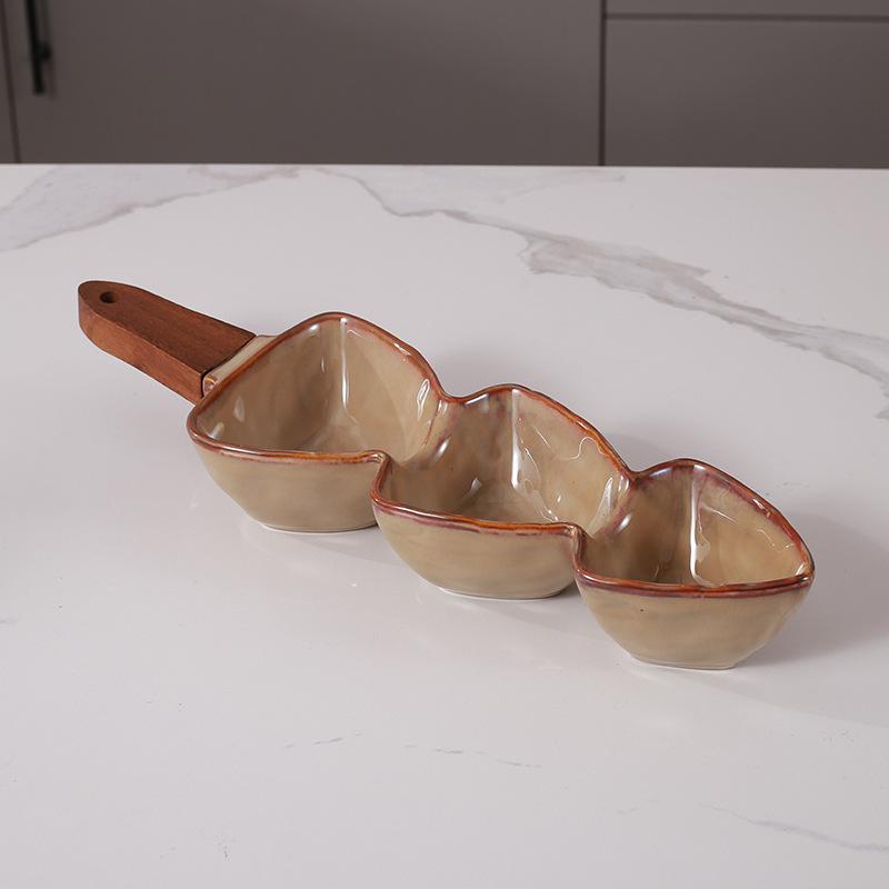 Керамическая чаша с ручкой в европейском стиле с поясом из бамбука и деревянной ручкой, керамическая тарелка для сухофруктов, закусочная тарелка