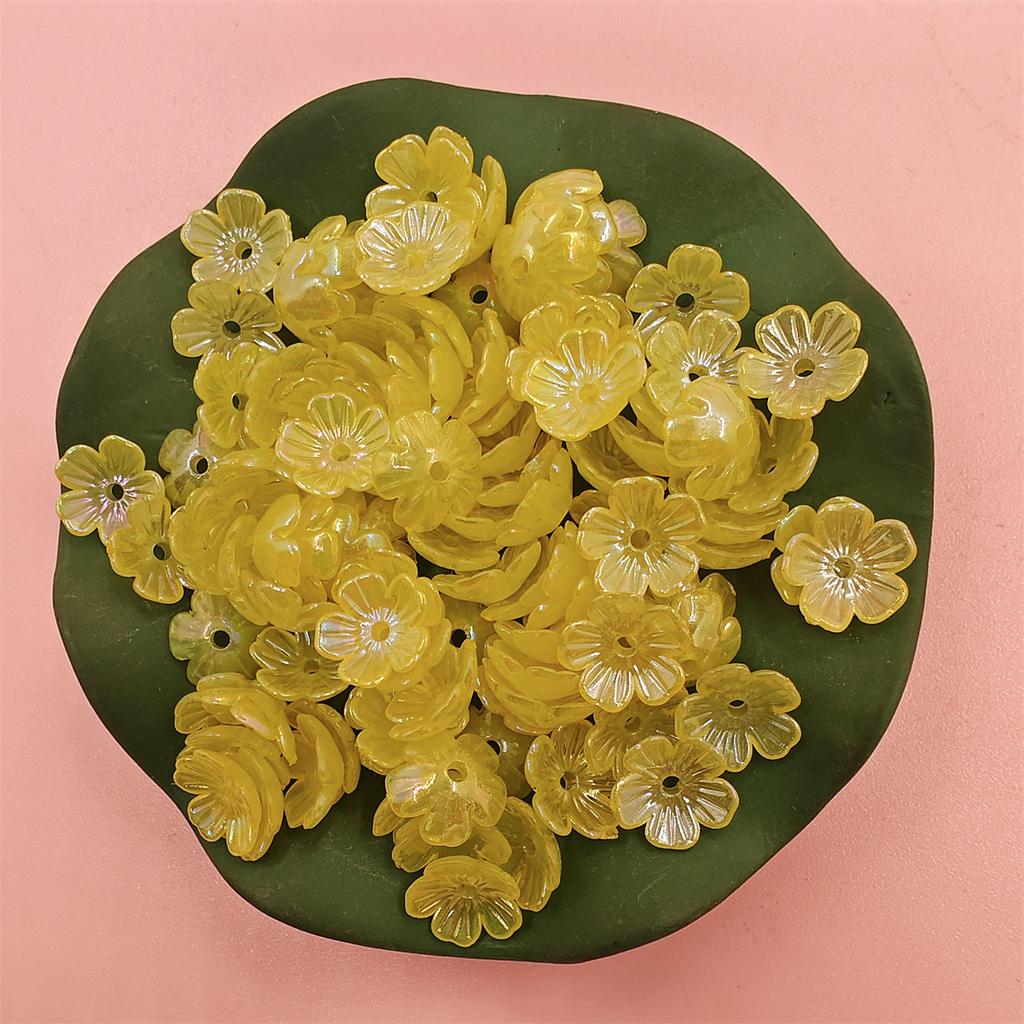 300Pcs Loose Beads Fashion DIY Small Daisy Flower 10.5mm Acrylic Jewelry Making Pendant