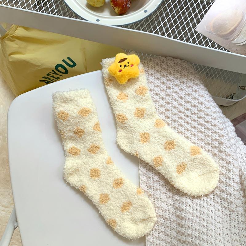 Носки женские осенние и зимние новая милая коллекция кукол коралловый флис носки средней длины утолщенные теплые домашние носки для сна