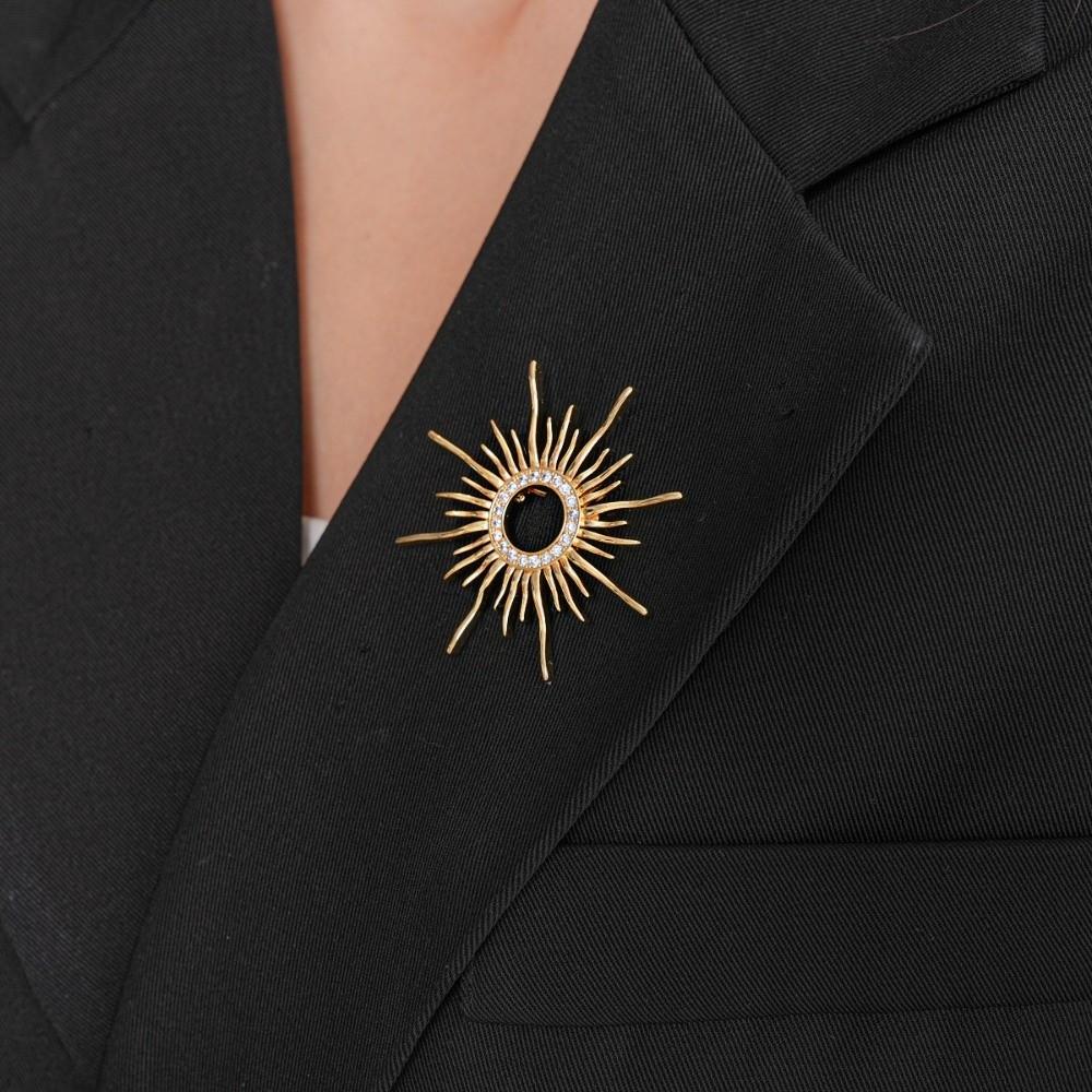 Corsage Ornament Long Hollow Sun Pin Banquet Metal Glossy Brooch Zircon Sun Brooch  Western Clothes