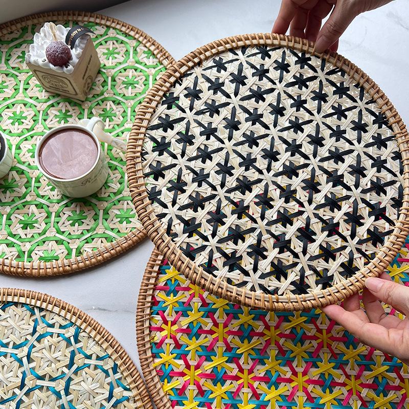Rattan and Bamboo Woven Handmade Retro Characteristic Woven Colorful Tea Coaster Round Anti-scalding Heat Insulation Pad