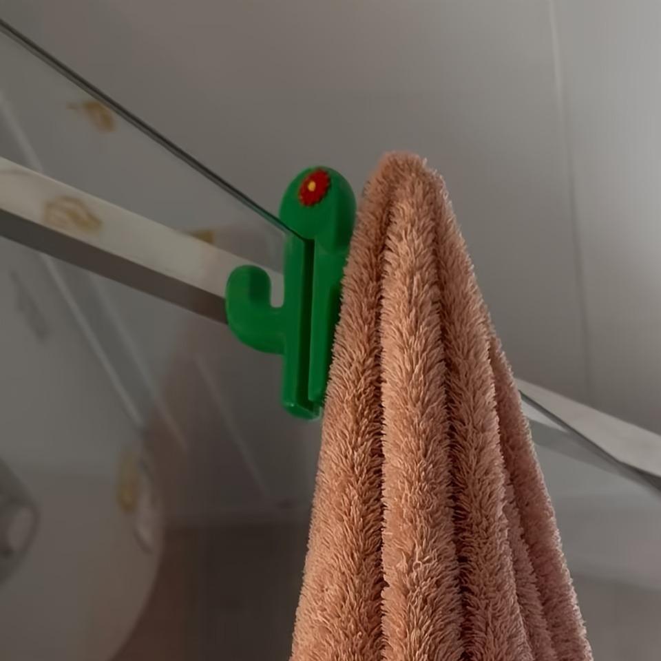 Cactus-Shaped Clamp-On Shower Hook for 8 mm Glass Doors — Bathroom Accessory for Towels & Essentials