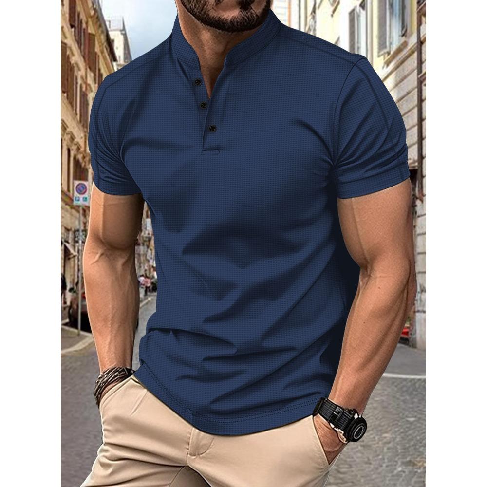 Men's short-sleeved polo shirt with a stand-up collar and waffle henley neckline