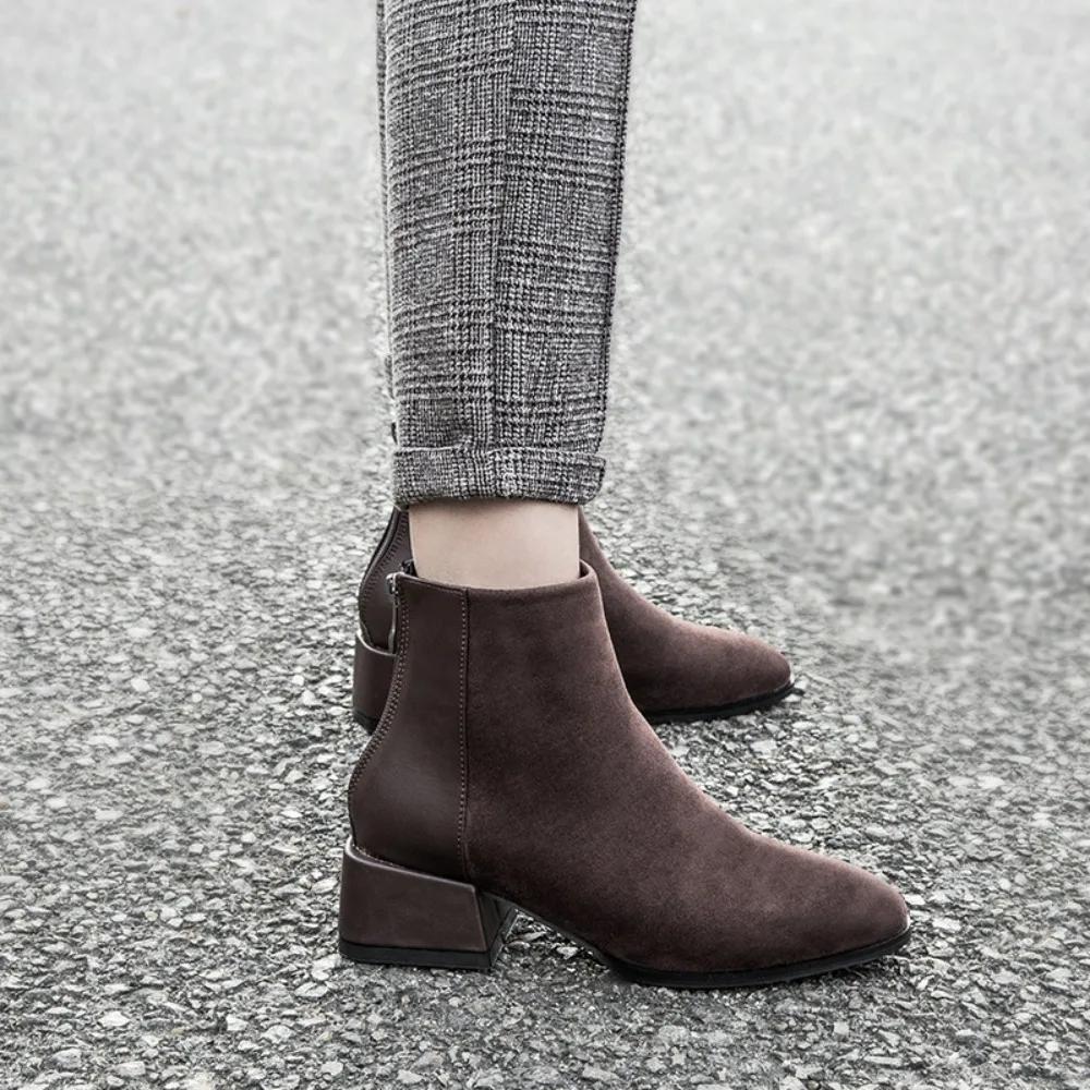 Brown Ankle Boots Women's Retro Womens Shoes 2024 Winter New Chelsea Boots Thick Heel Plush Womens Boots Brown Platform Shoes