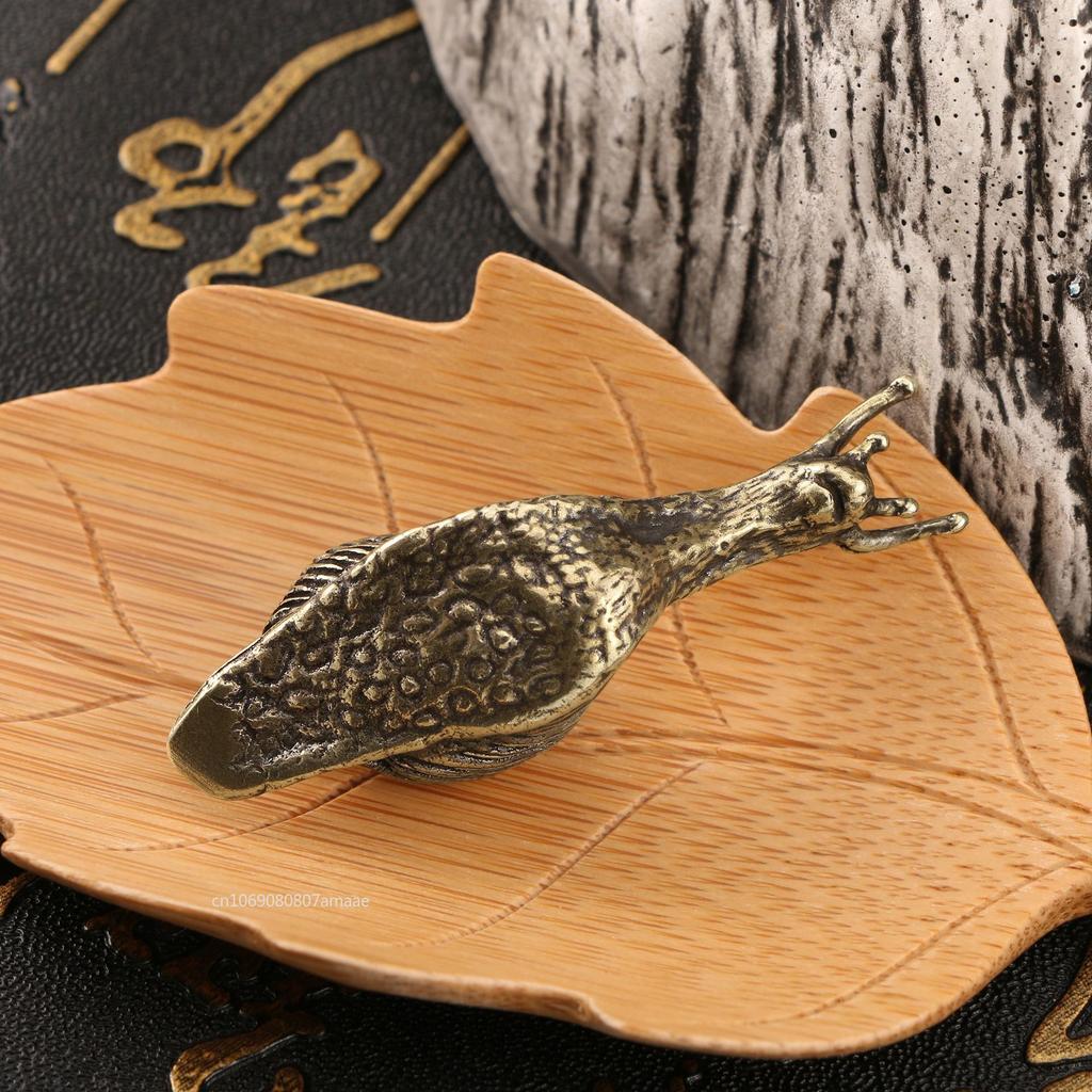 Винтажная латунная улитка, маленькие украшения, чайный питомец для чайной церемонии, цельномедные имитации фигурок животных, миниатюры, украшения для дома