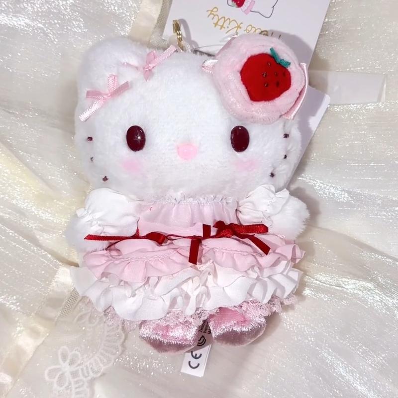 Cartoon Melody Strawberry Cake Sweetheart Plush Doll Pendant White Strawberry Hello Kitty Stuffed Animals toys Hangings