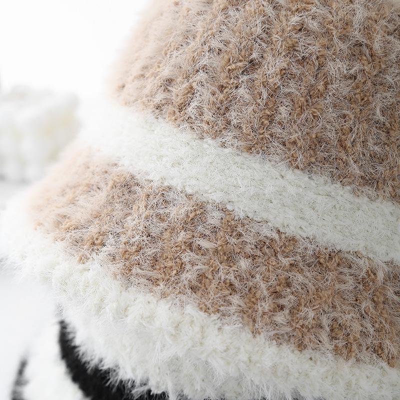 Осень и Зима Вязаная Теплая Защита Ушей Женская Простая Панама Защищающая от Холода Плюшевая Шапка