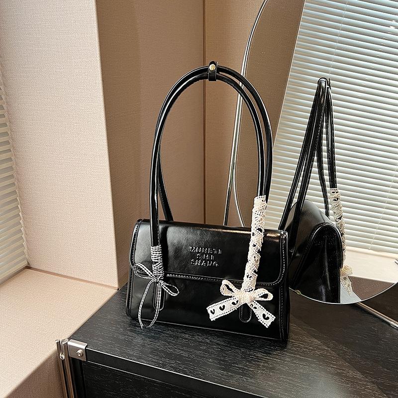 Сумка большой вместимости женская весна-лето 2025 новая нишевая дизайнерская сумка на плечо подмышку корейская версия женская сумка-тоут для поездок на работу