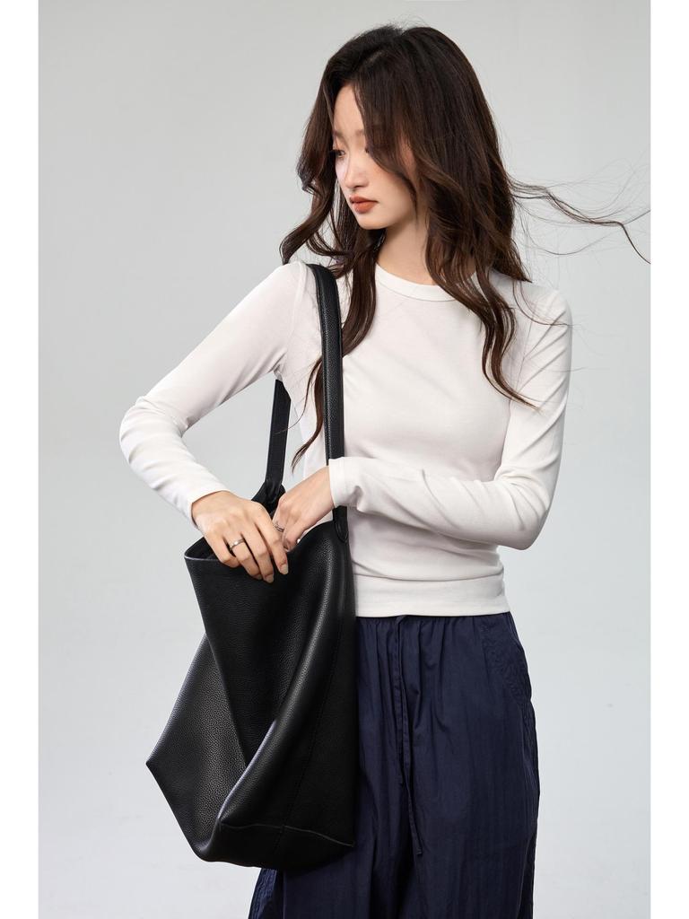 Женская футболка с длинным рукавом Осень 2025: Гребенной хлопок, Универсальный дизайн с открытой строчкой, Простой круглый вырез.