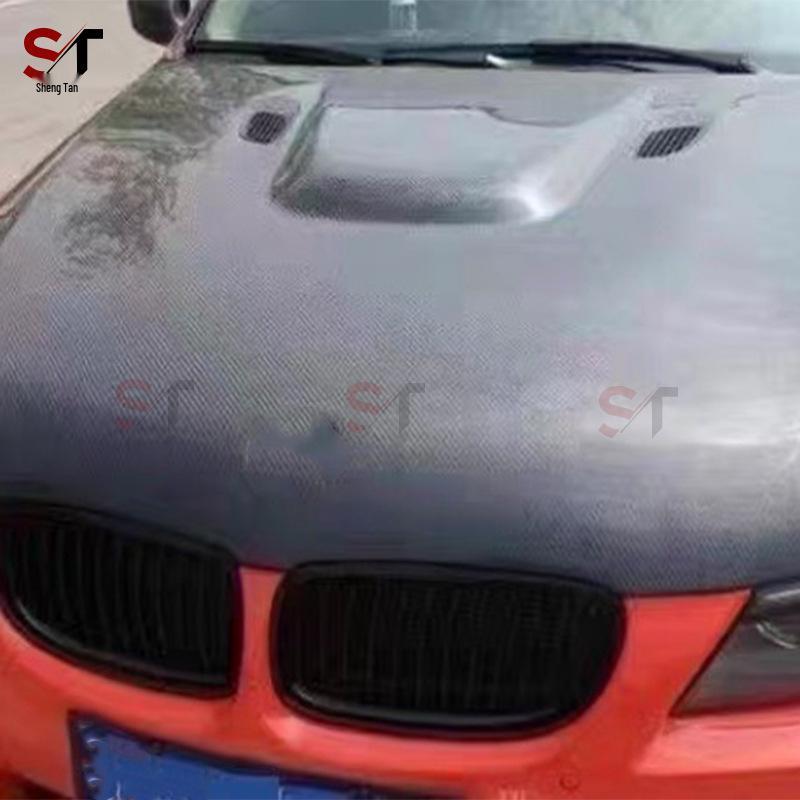 BMW M3 E92 Carbon Fiber Engine Hood Modification Cover