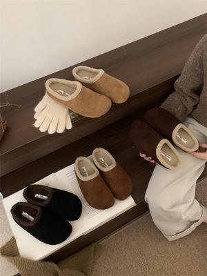 Биркенштоки на плоской подошве, женские новые осенне-зимние, с закрытым носком, пушистые полушлепанцы, для улицы, бархатные для тепла, ленивые, хлопковые мопы на одной педали