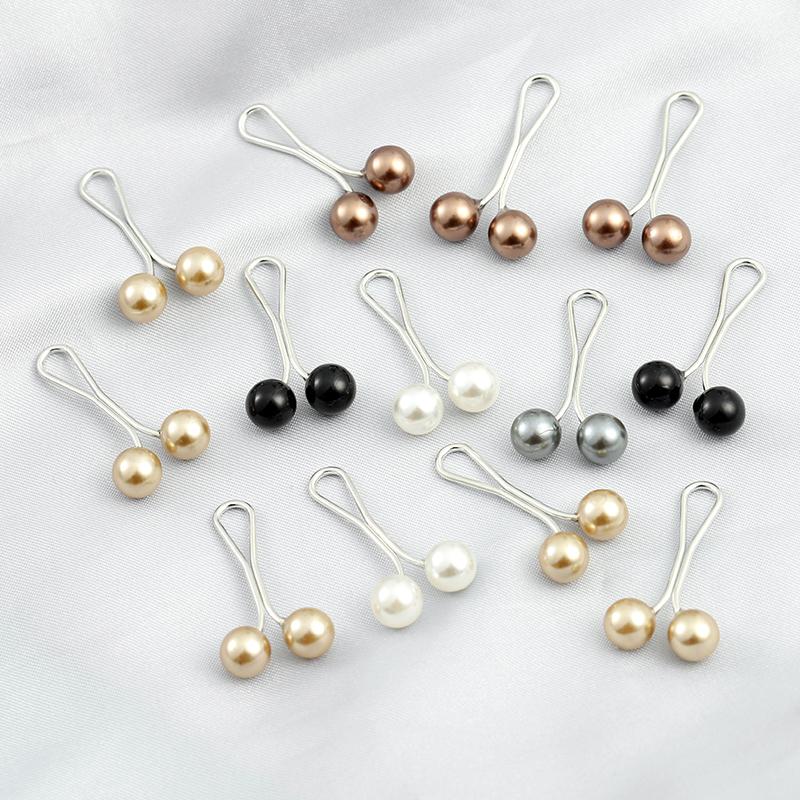 12pcs/lot Anti Slip Brooch Headscarf Shawl Scarf Lady Muslim Fixed Pins Scarf Hijab Clips Pearl Stylish Brooch for Women