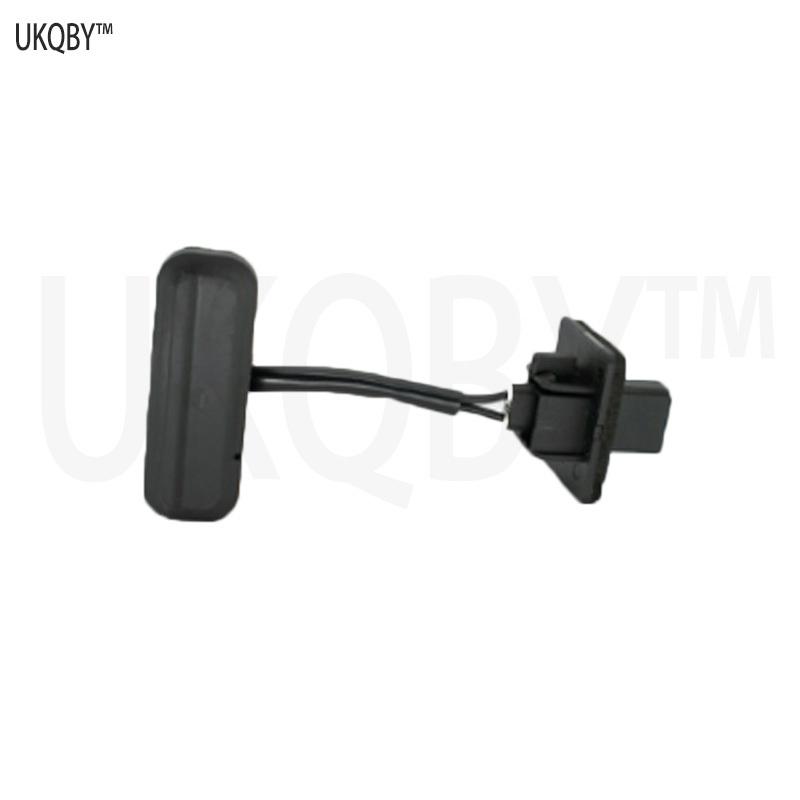 Suitable for Bu ic k 2009 Bu ic k Re ga l trunk switch, trunk lid, luggage lid open button button button 13422268