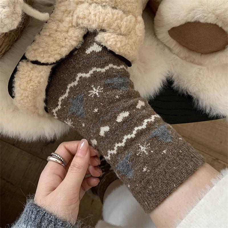 Рождественская елка Зимние утолщенные носки для тепла Шерстяные носки средней длины Идеи Xiaohongshu Такие же носки для наслоения Женские носки