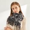 Зимний новый модный шарф с леопардовым принтом 2024 года, женский универсальный утолщенный шарф из искусственного кашемира, шарф двойного назначения