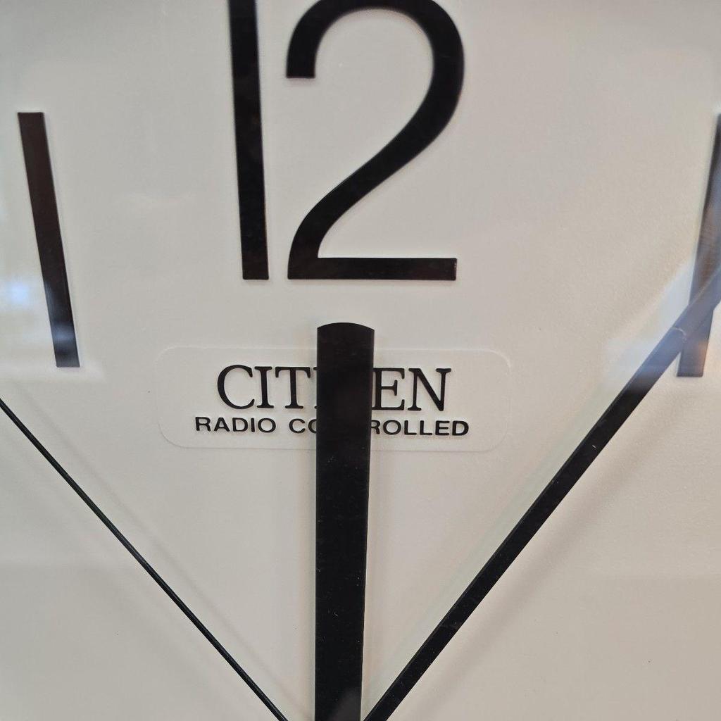 Used CITIZEN Radio Controlled Wall Clock Simple