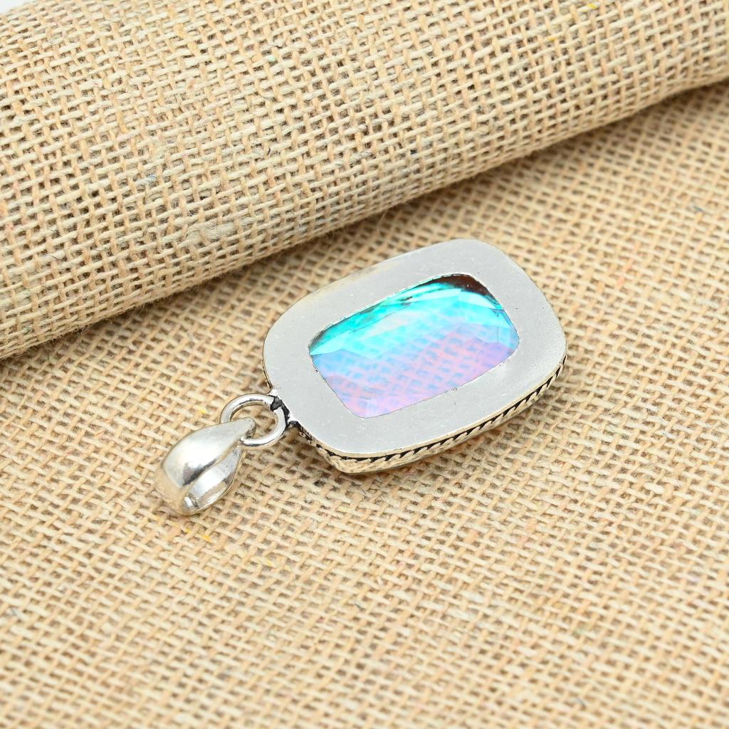 Радужный мистический топаз Gemstone 925 Solid Silver Handmade Lovely Pendant Jewelry