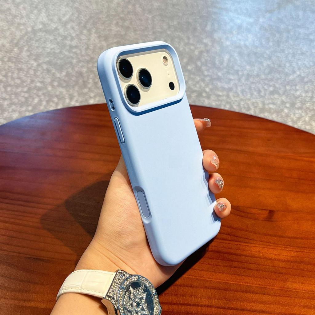 Чехол из жидкого силикона для iPhone 17 Pro Max со встроенными кнопками, защита от падений