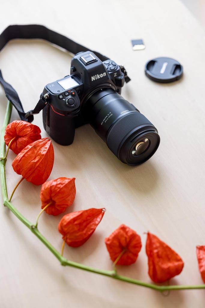 90 мм Di III MACRO VXD Модель F072 Nikon Z mount средний телеобъектив для макросъемки F/2.8