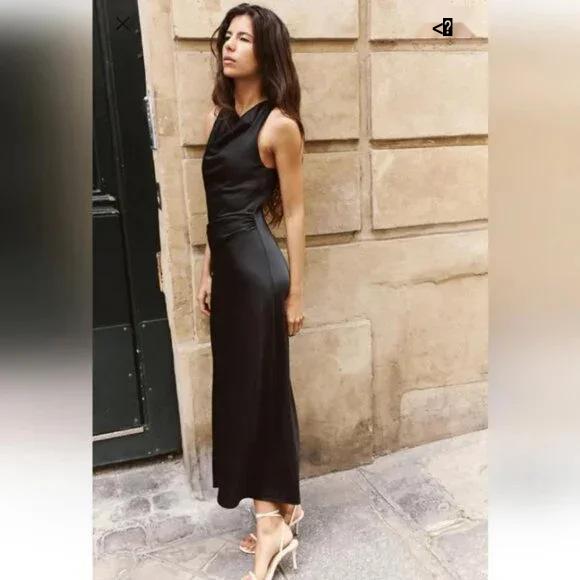 Европейское и американское женское атласное платье миди с драпировкой на талии и вырезом-капюшоном.