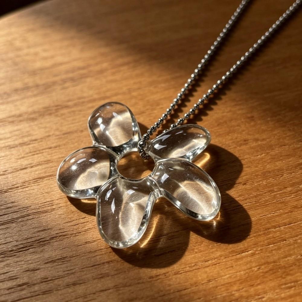 Sweet Petal Pendant Necklace Resin Sweater Necklace Personality Beaded Chain Necklace Women