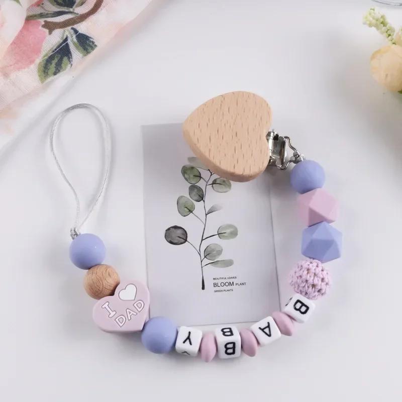 Lovely Newborn Pacifer Clip Chain European Heart Style Love Dad Mom Nipple Clip Chain for Baby Beech Silicone Pacifier Clip