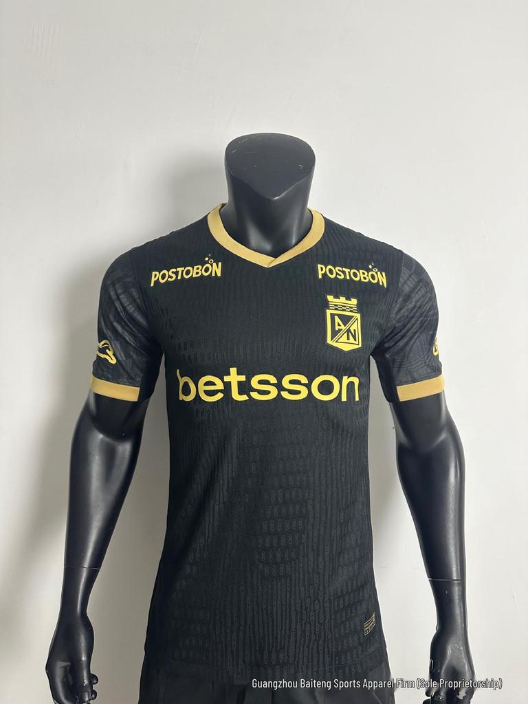 2526 Футбольные майки: Челси, Вулверхэмптон, Лиссабон, Эвертон, Ривер Плейт, Кукута, Атлетико Насьональ - Домашний и Выездной