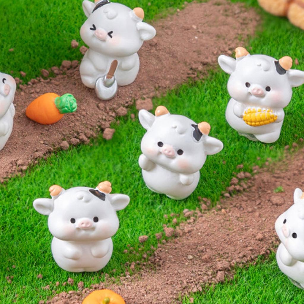 Cartoon Cow Figure Mini Miniatures Animal Garden Terrarium Resin Decorations Stakes Craft Landscaping Sculpture