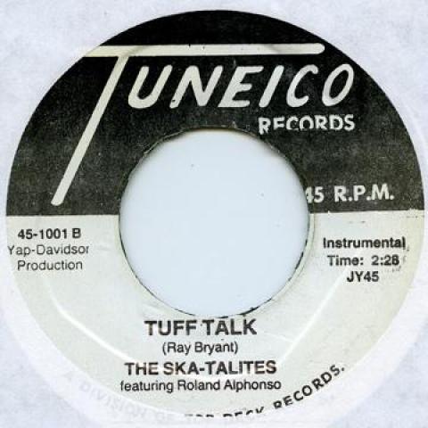 7-дюймовая пластинка SKATALITES - Tuff Talk (метка Повреждение) / Тип Жесть 451001 Tuneico Ямайский Регги, Ска и Даб Б/У