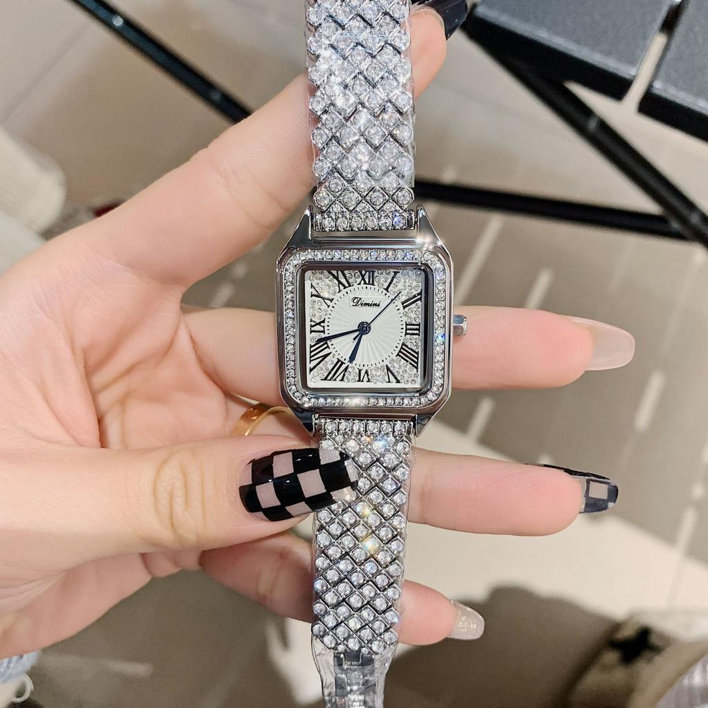 Niche Light Luxury Watch Women's Fashion Full Diamond Bracelet Watch Korean Version Roman Scale Temperament Women's Rhinestone Watch