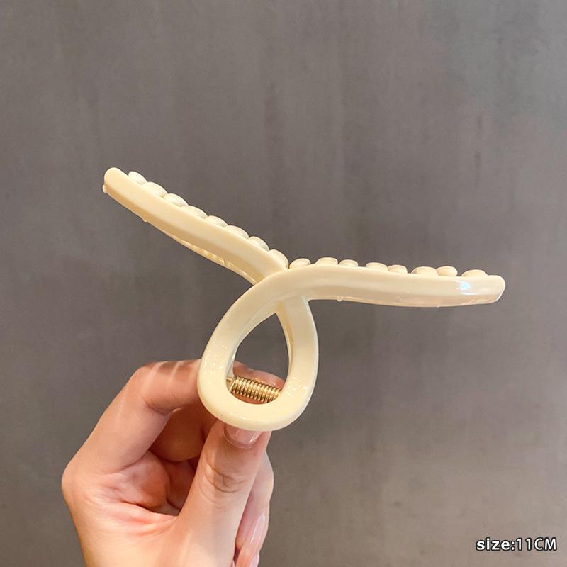 Большая женская шпилька высокого класса: Новая модель Shark Clip 2025 года на осень/зиму