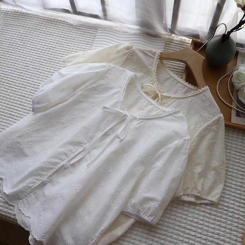 Корейская кружевная жаккардовая рубашка с рукавами-пузырями и завязками для женщин - Коллекция Лето 2025