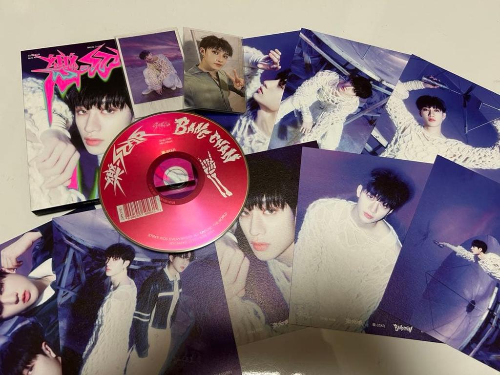 [USED] straykids skiz skzoo Raku HOP ATE