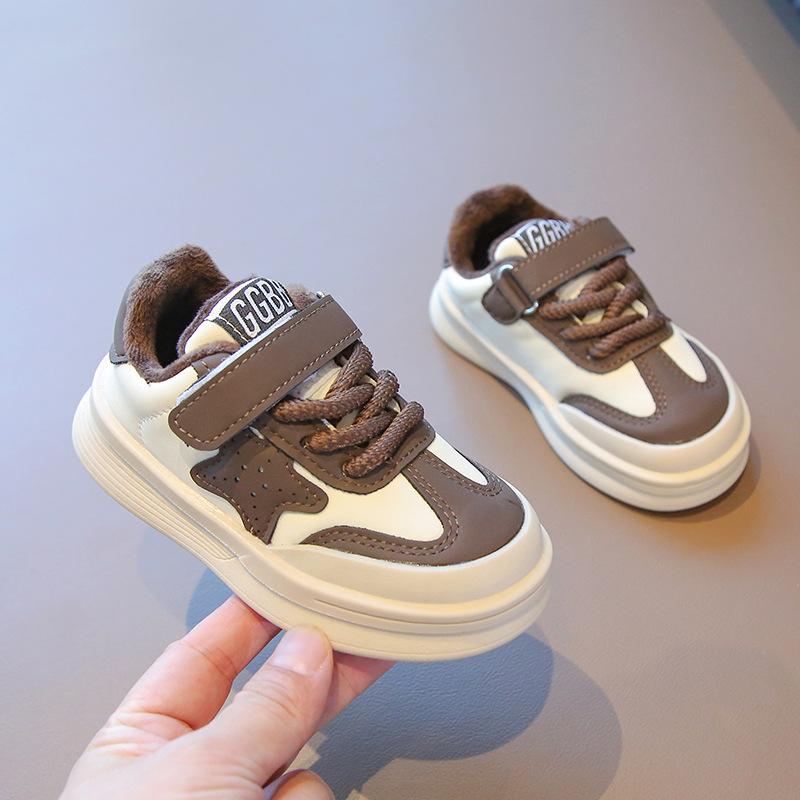 Зимняя плюшевая детская обувь. Кроссовки для мальчиков. Новые туфли для маленьких девочек. Однотонная парусиновая обувь для маленьких девочек. Нескользящие кроссовки для первых ходунков.