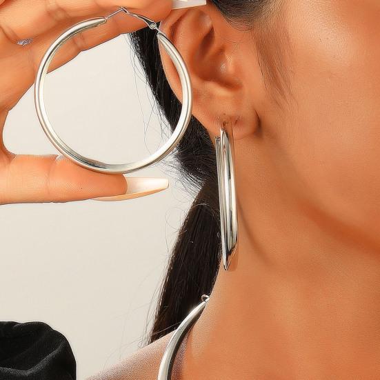 1 пара женских сережек-колец, большие круглые, полированные, железные, легкие, геометрические, индивидуальные, висячие серьги, женские, клубные, вечерние, украшения для ушей