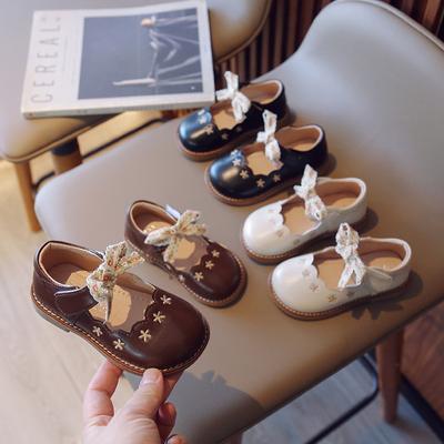 Zapatos NiñaФранцузская обувь для девочек Весна Корейская обувь из мягкой кожи на мягкой подошве Ретро детская обувь Обувь для девочек Принцесса Обувь для девочек Маленькая Средняя Детская обувь для младенцев